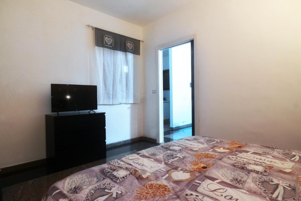Oasi In Centro Apartamento Bari Exterior foto